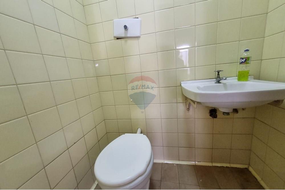 Casa Comercial - Alugar - Juiz de Fora , Minas Gerais - Banheiro Salão 1.jpeg - 860361010-488