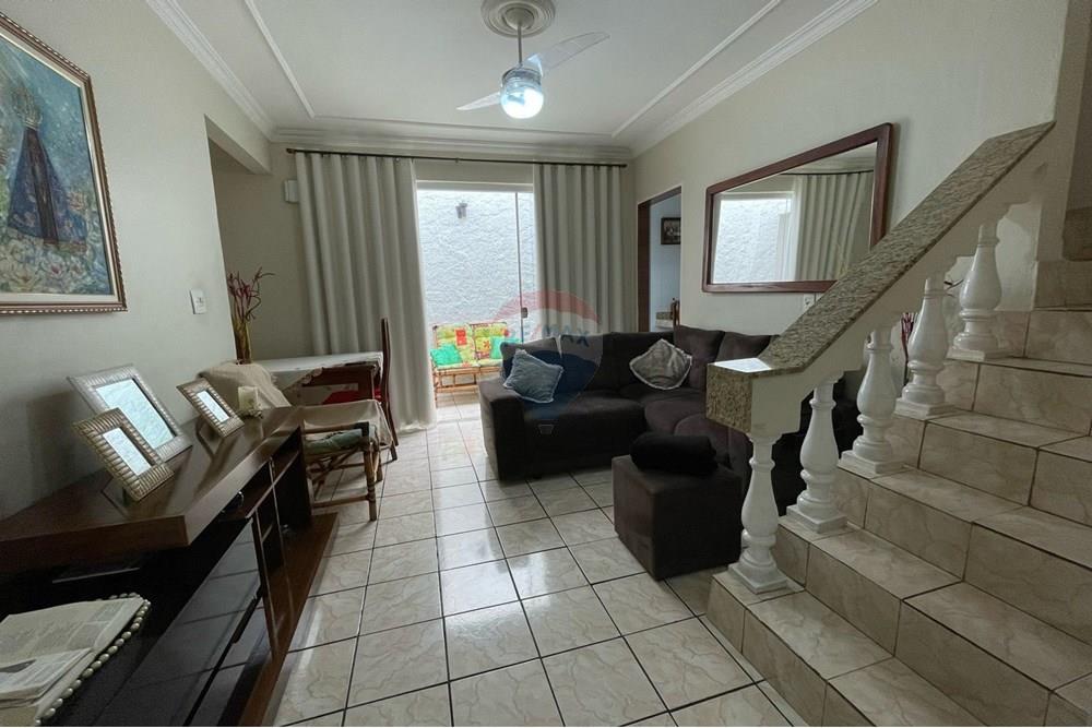 Casa - Venda - Muriaé , Minas Gerais - WhatsApp Image 2025-02-17 at 16.41.52.jpeg - Sala de estar - 860371007-79