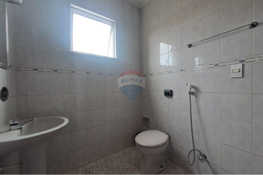 Casa - Venda - Juiz de Fora , Minas Gerais - WhatsApp Image 2025-10-15 at 13.29.59.jpeg - Banheiro - 860241100-40