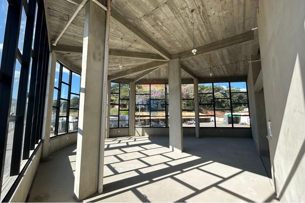 Ponto Comercial/ Loja - Venda - Lima Duarte , Minas Gerais - WhatsApp Image 2025-07-24 at 17.19.17 (1).jpeg - 860321053-5