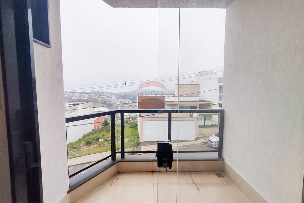 Casa - Venda - Juiz de Fora , Minas Gerais - WhatsApp Image 2025-08-21 at 16.33.20 (2).jpeg - Varanda - 860241112-111