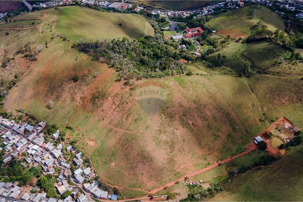 Terreno - Venda - Santos Dumont , Minas Gerais - WhatsApp Image 2025-11-04 at 20.00.41 (2).jpeg - 860281098-59