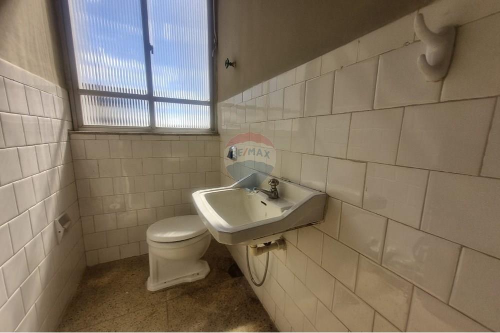 Ponto Comercial/ Loja - Alugar - Juiz de Fora , Minas Gerais - Banheiro 2.jpeg - 860361010-496