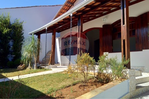 Venda-Casa-Avenida Fleming , 251  - Novo Horizonte , Varginha , Minas Gerais , 37026001-870641024-5