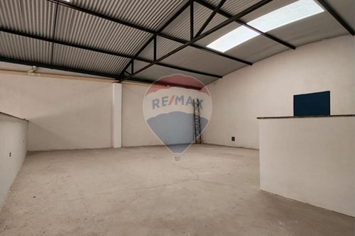 Alugar-Galpão-Rua Liliza Ottoni , 2029  - Jardim Doutor Ottoni , Poços de Caldas , Minas Gerais , 37704324-870361011-85