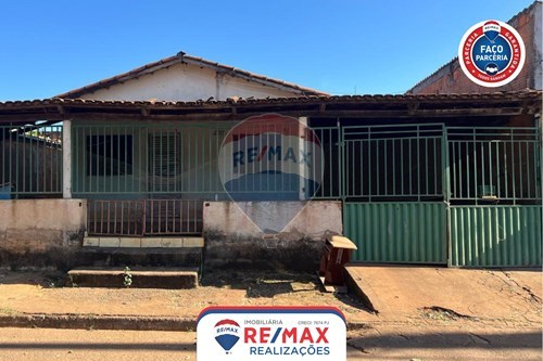 Venda-Casa-Centro , Varjão de Minas , Minas Gerais , 38794000-870631011-45