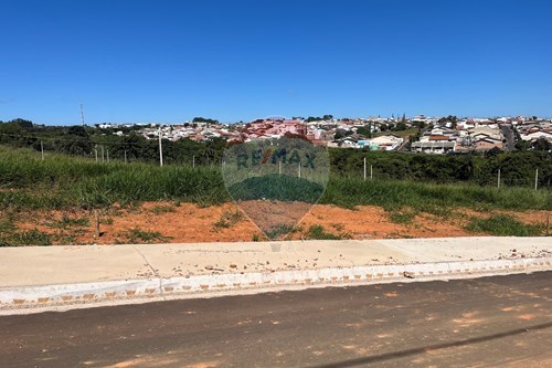 Venda-Terreno-Avenida Prefeito Aracely de Paula , 1710  - Centro , Araxá , Minas Gerais , 38184023-870431039-48