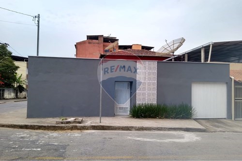 Venda-Casa-Rua Jês , 175  - Práximo ao Ferro Velho Lolh  - Iguaçu , Ipatinga , Minas Gerais , 35162-080-870711023-10