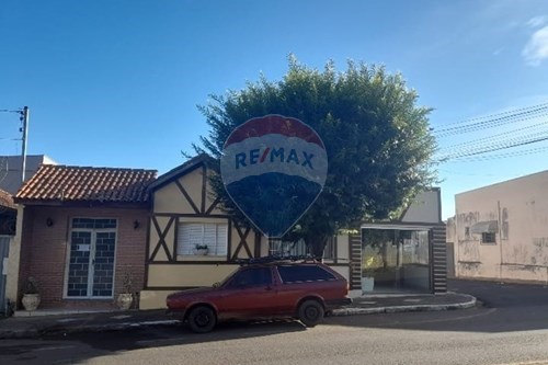 Venda-Casa-Rua Uberaba -Centro , 180  - Centro , Araxá , Minas Gerais , 38183022-870431059-10