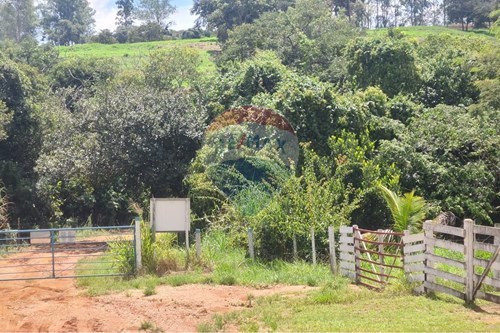 Venda-Chácara / Sítio / Fazenda-BR 262 , 0  - Distrito Industrial José Honorato da Silva , Araxá , Minas Gerais , 38180555-870431004-104
