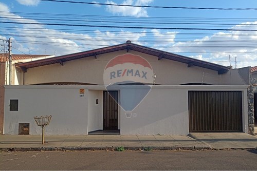 Venda-Casa-Fabrício , Uberaba , Minas Gerais , 38065380-870291025-111