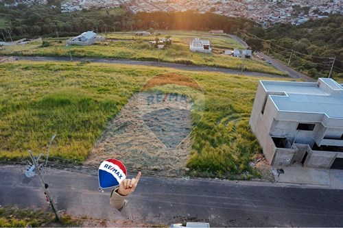 Venda-Terreno-Rua Elizabeth Montandom Santos , s/N  - ao Lado do Las Brisas  - Veredas do Belvedere , Araxá , Minas Gerais , 38182634-870431031-40