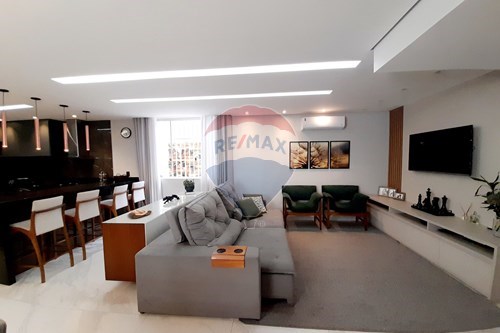 Venda-Casa-Rua Taquari , 77  - Renascença , Belo Horizonte , Minas Gerais , 31130370-870411011-96