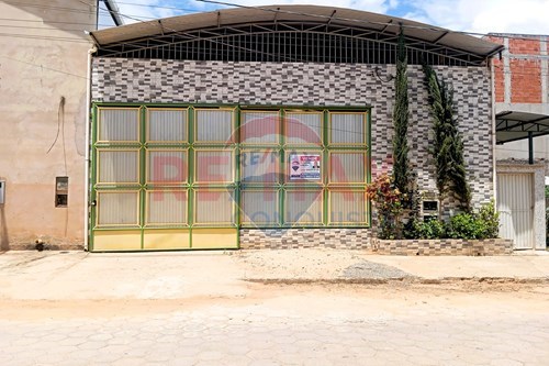 Venda-Galpão-Rua Nilo Moraes Pinheiro , 490  - Centro , Pocrane , Minas Gerais , 36960000-870451013-76