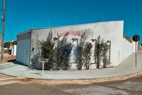 Venda-Casa-AV.Prof. ANA OFELIA DE MIRANDA ALMEIDA BITTAR , 205  - Jardim América Vii , São Sebastião do Paraíso , Minas Gerais , 37954-218-870601001-107