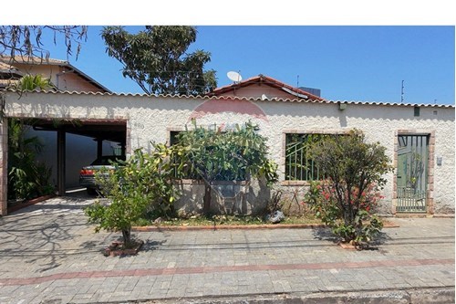 Venda-Casa-Rua Nair Pentagna Guimarães , 680  - Avenida Cristiano Machado  - Heliópolis , Belo Horizonte , Minas Gerais , 31741545-870411011-102