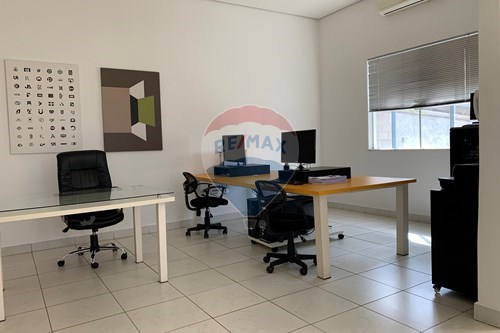 Alugar-Cj. Comercial/ Sala-Rua Ana Maria Reis Penha , 45  - Vila Paiva , Varginha , Minas Gerais , 37018087-870641024-51