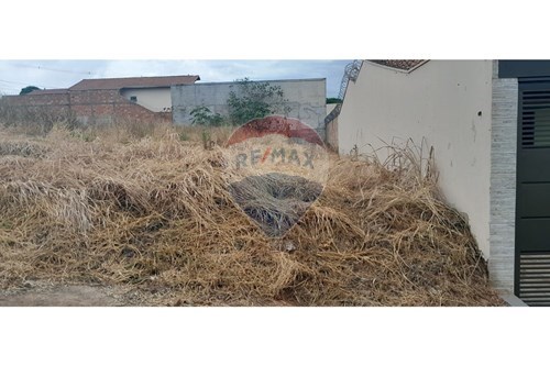 Venda-Terreno-Rua Marisa Afonso Ribeiro- Fenicia , 0  - Fenícia , Araxá , Minas Gerais , 38180841-870431006-43