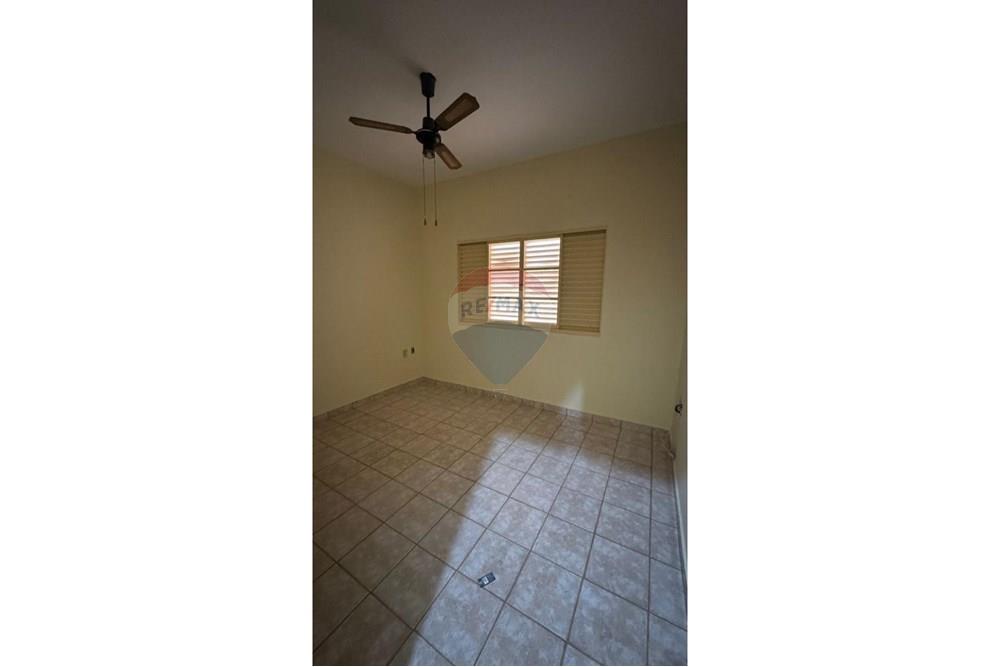 Casa - Venda - Pompéu , Minas Gerais - ab673c43-be1f-4854-b5cd-bb7f8f970417.jpeg - 870241024-80