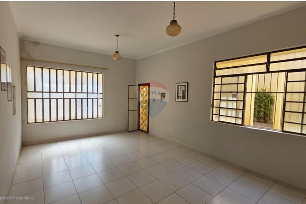 Terreno - Venda - Passos , Minas Gerais - CASA DR SATURNINO 02.jpg - 870731008-5