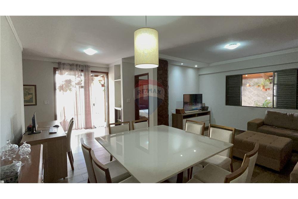 Casa - Venda - Araxá , Minas Gerais - 60 - 870431039-45