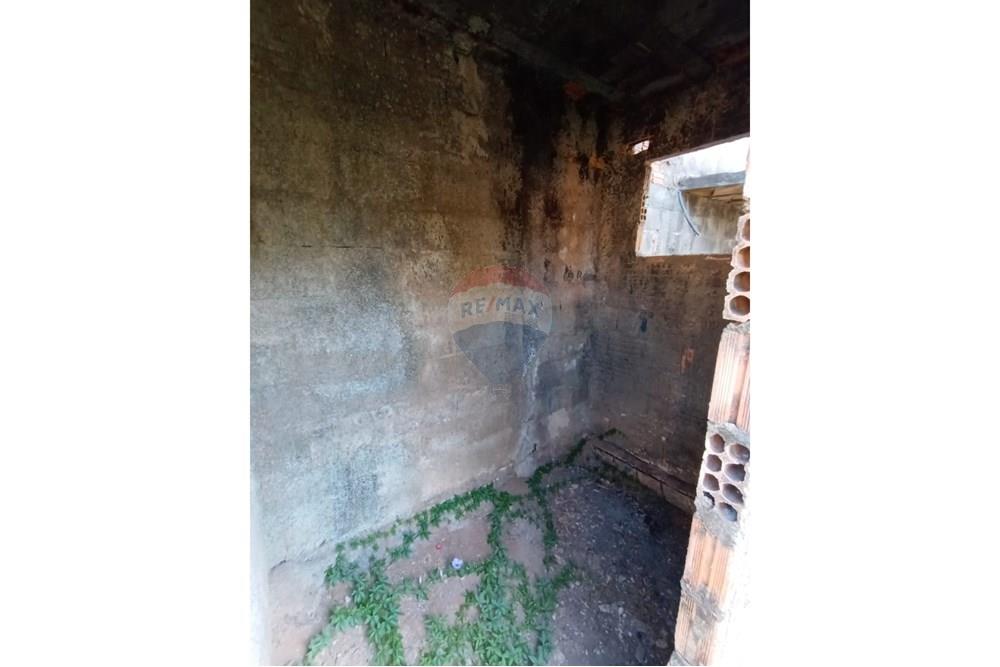 Casa - Venda - Uberaba , Minas Gerais - 28 Casa Venda 250 mil Bairro Fabrício em Uberaba na Remax 870291025-106 (2).jpeg - 870291025-106