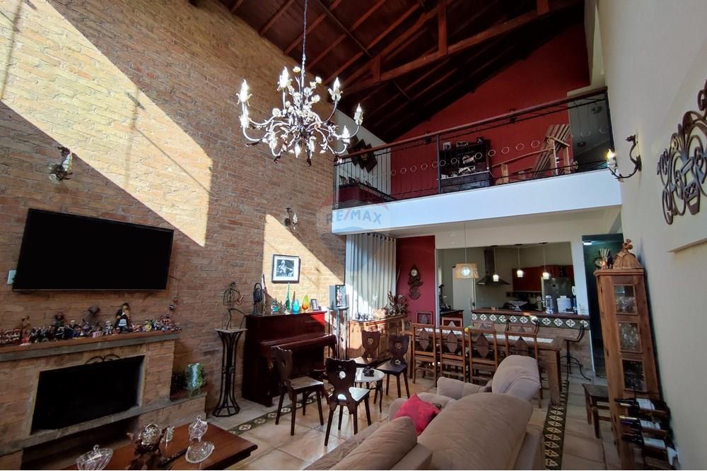 Casa de Condomínio - Venda - Poços de Caldas , Minas Gerais - IMG_20250905_155635.jpg - Sala de estar - 870361054-5