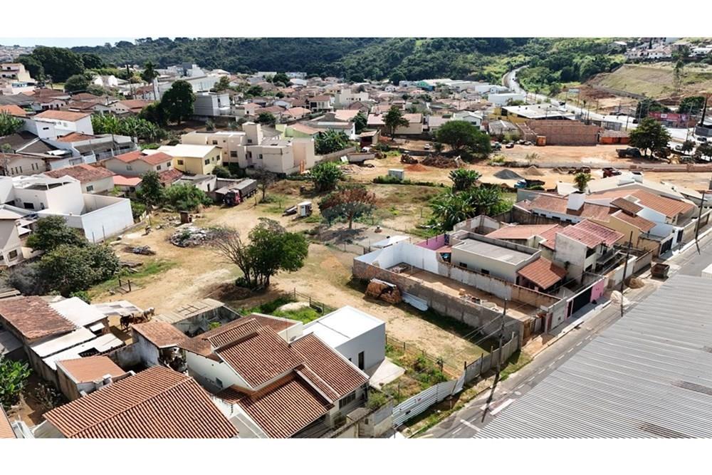 Terreno - Venda - Araxá , Minas Gerais - IMG-20250602-WA0014.jpg - 870431006-44