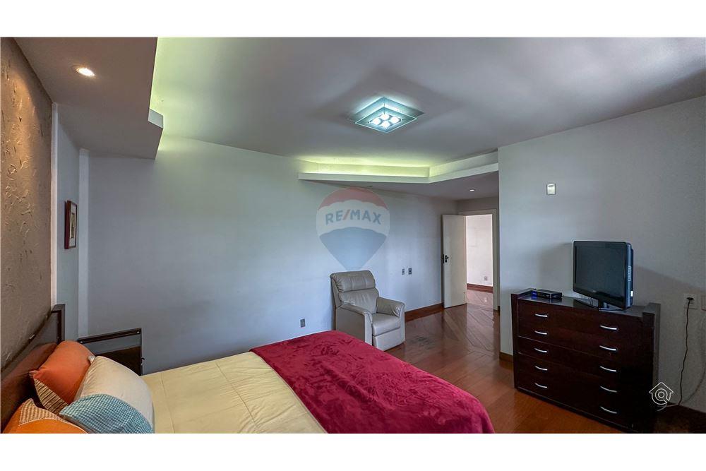 Casa - Venda - Belo Horizonte , Minas Gerais - 33 - 870241015-98