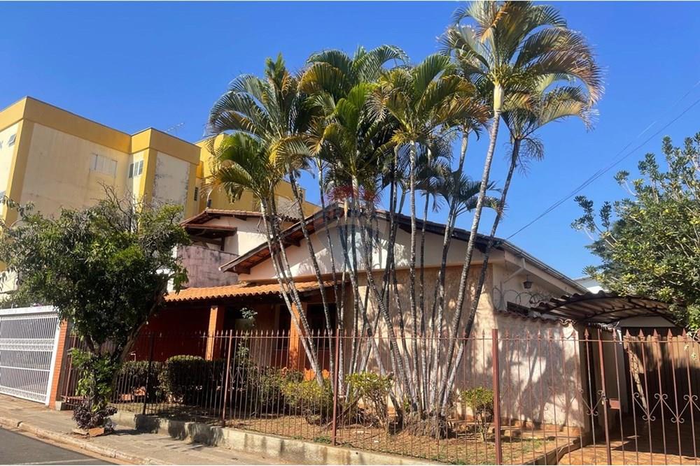 Casa - Venda - Araxá , Minas Gerais - 01.jpg - 870431045-51