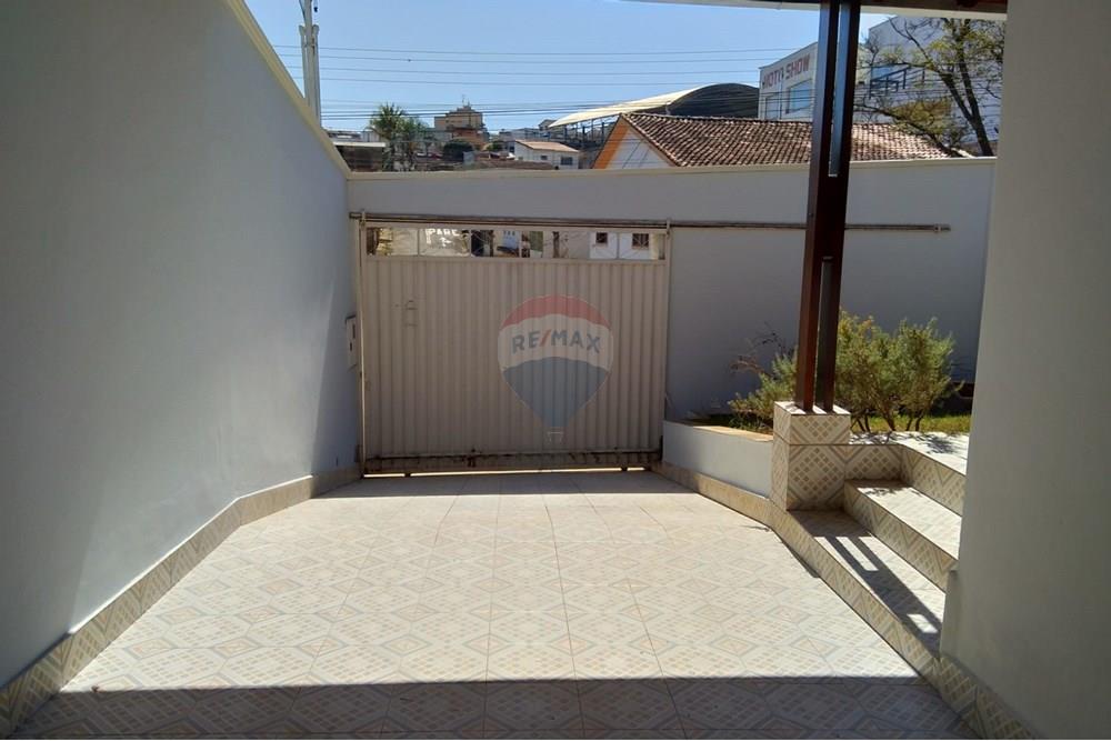 Casa - Venda - Varginha , Minas Gerais - WhatsApp Image 2025-08-26 at 15.08.01.jpeg - 870641045-5
