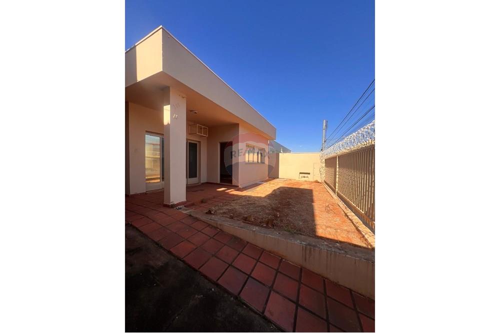 Casa - Venda - Uberaba , Minas Gerais - WhatsApp Image 2025-10-28 at 09.11.59 (2).jpeg - 870291032-7