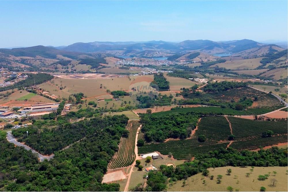 Terreno - Venda - Capitólio , Minas Gerais - Imagem do WhatsApp de 2025-10-06 à(s) 15.03.39_0f338f61.jpg - 870731003-26