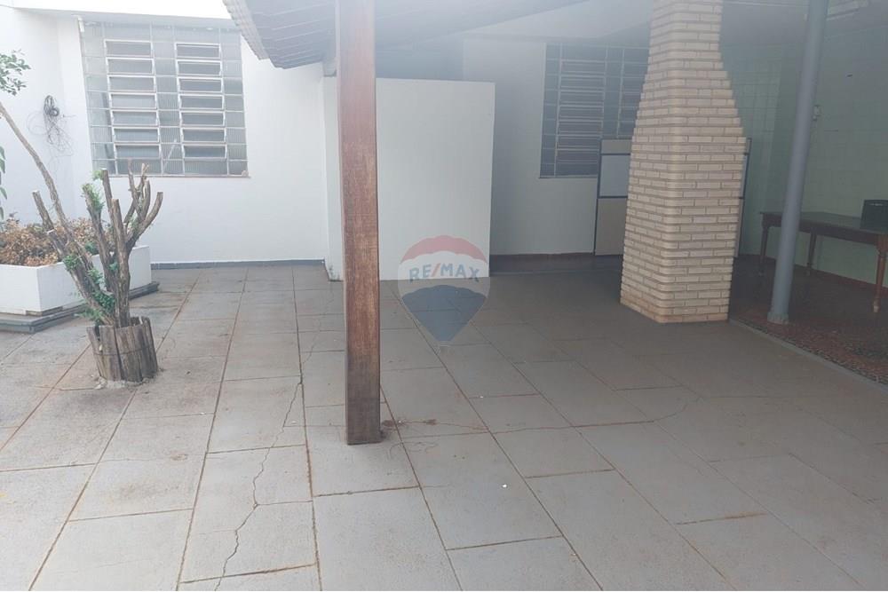 Casa - Venda - Uberlândia , Minas Gerais - WhatsApp Image 2025-07-08 at 16.39.38 (1).jpeg - 870381023-20