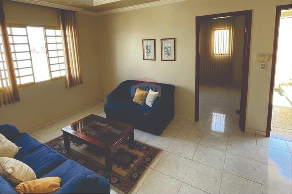 Casa - Venda - Passos , Minas Gerais - Imagem do WhatsApp de 2025-09-19 à(s) 18.12.37_d82333b4.jpg - 870731003-17