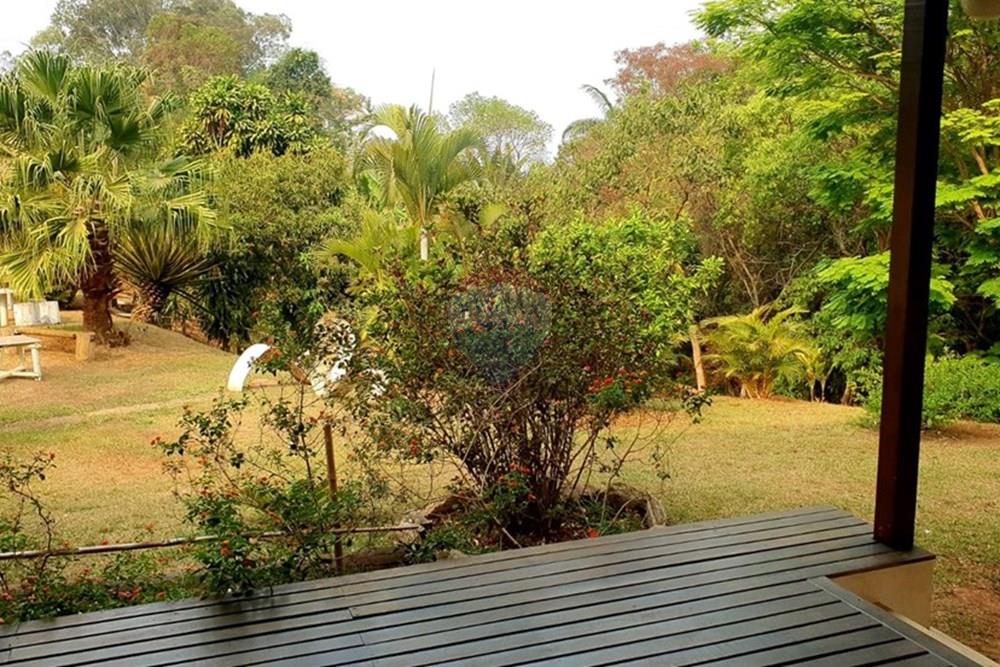 Chácara / Sítio / Fazenda - Venda - Nova Lima , Minas Gerais - Foto Sítio gramado com cadeiras em torno da piscina campo do Pires.jpg - 870241097-13