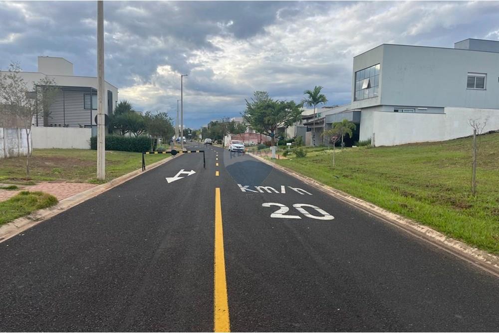 Terreno - Venda - Uberlândia , Minas Gerais - WhatsApp Image 2025-06-10 at 16.55.13 (5).jpeg - 870381002-157