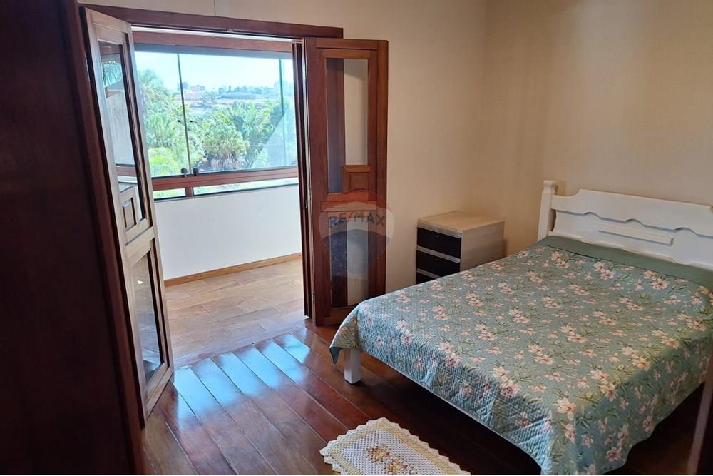 Casa - Venda - Araxá , Minas Gerais - Maria Aparecida de Moura Oliveira foto suíte.jpg - 870431004-121