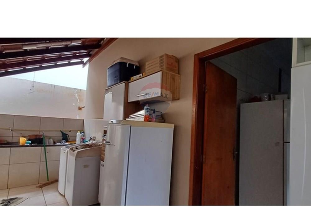 Casa - Venda - Ituiutaba , Minas Gerais - Imagem do WhatsApp de 2025-08-19 à(s) 10.39.07_f8eeb9d6.jpg - 870771001-14