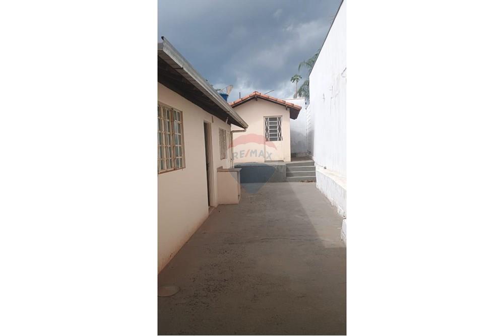 Casa - Venda - Uberaba , Minas Gerais - WhatsApp Image 2025-10-30 at 20.41.23 (1).jpeg - 870291032-10