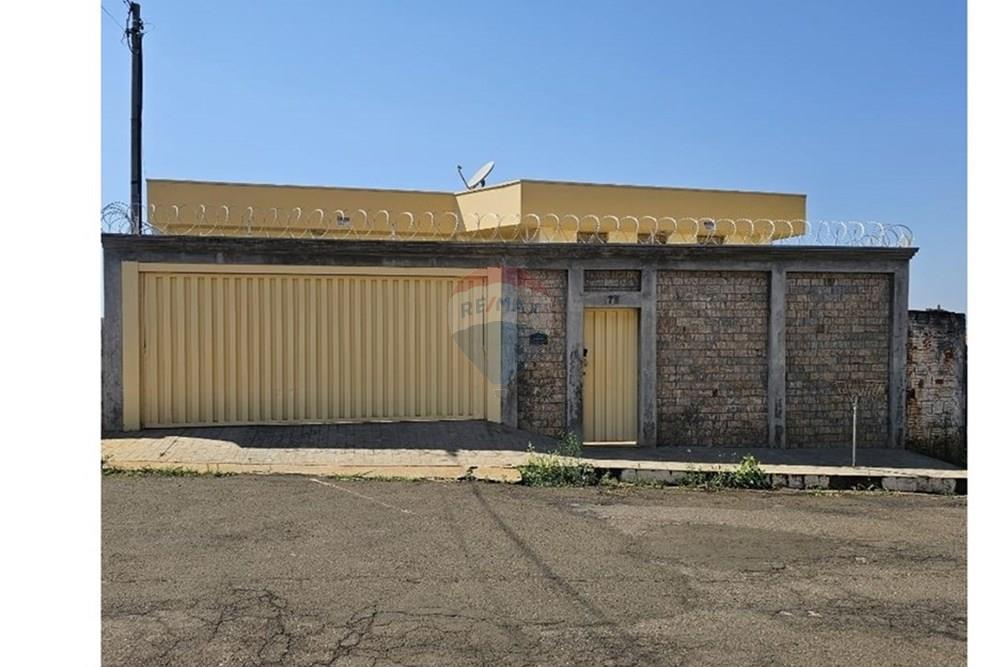 Casa - Venda - Passos , Minas Gerais - Imagem do WhatsApp de 2025-09-17 à(s) 13.14.07_13f3776f.jpg - 870731003-17