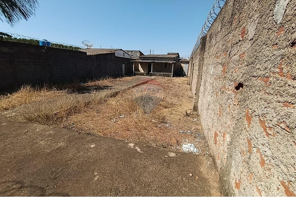 Casa - Venda - Araguari , Minas Gerais - WhatsApp Image 2025-09-09 at 14.59.33.jpeg - 870441010-111