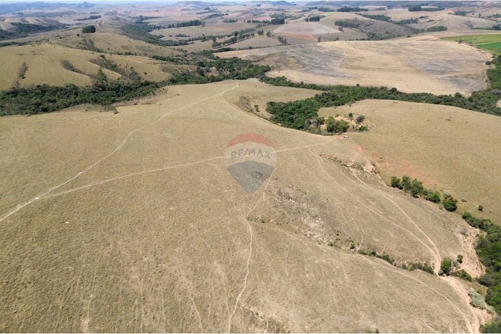Chácara / Sítio / Fazenda - Venda - Araxá , Minas Gerais - José Cunha de Oliveira Fazenda  foto vista do Alto da Serra 6.jpg - 870431004-115