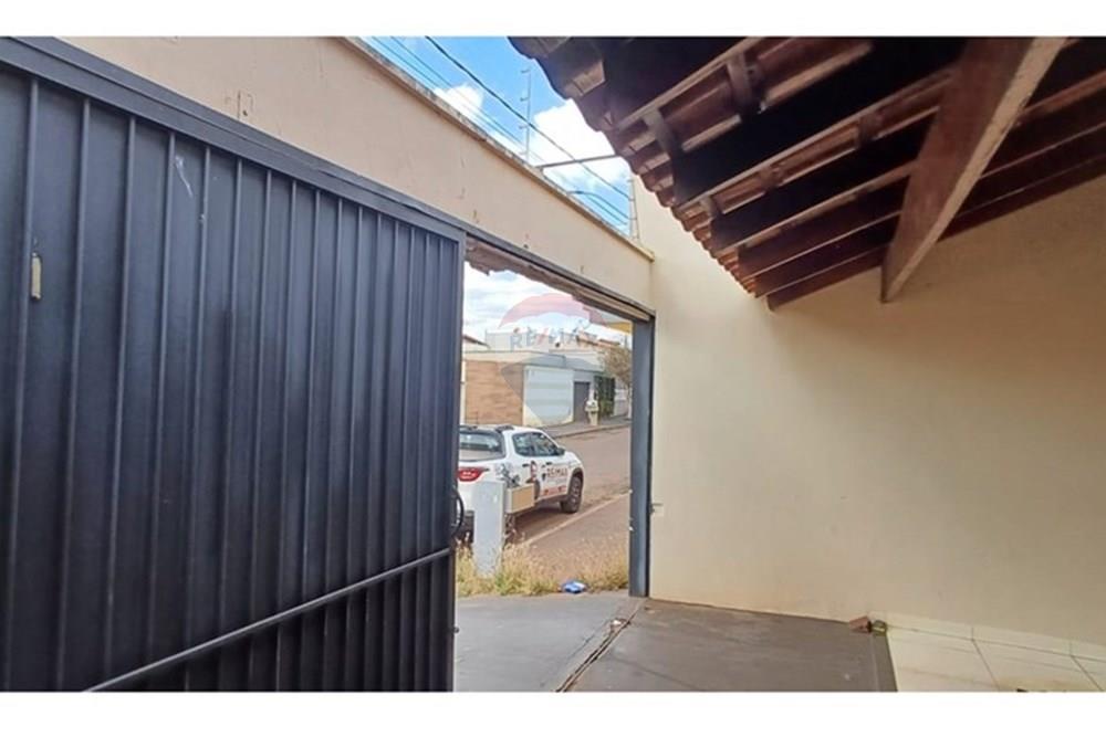 Casa - Venda - Ituiutaba , Minas Gerais - Imagem do WhatsApp de 2025-08-19 à(s) 10.39.05_525a0f80.jpg - 870771001-14