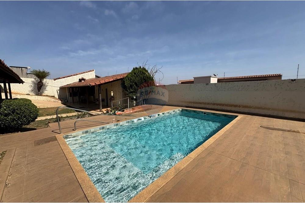 Casa - Venda - Sete Lagoas , Minas Gerais - Imagem do WhatsApp de 2025-09-15 à(s) 09.15.53_bcecd274.jpg - Piscina - 870241010-44