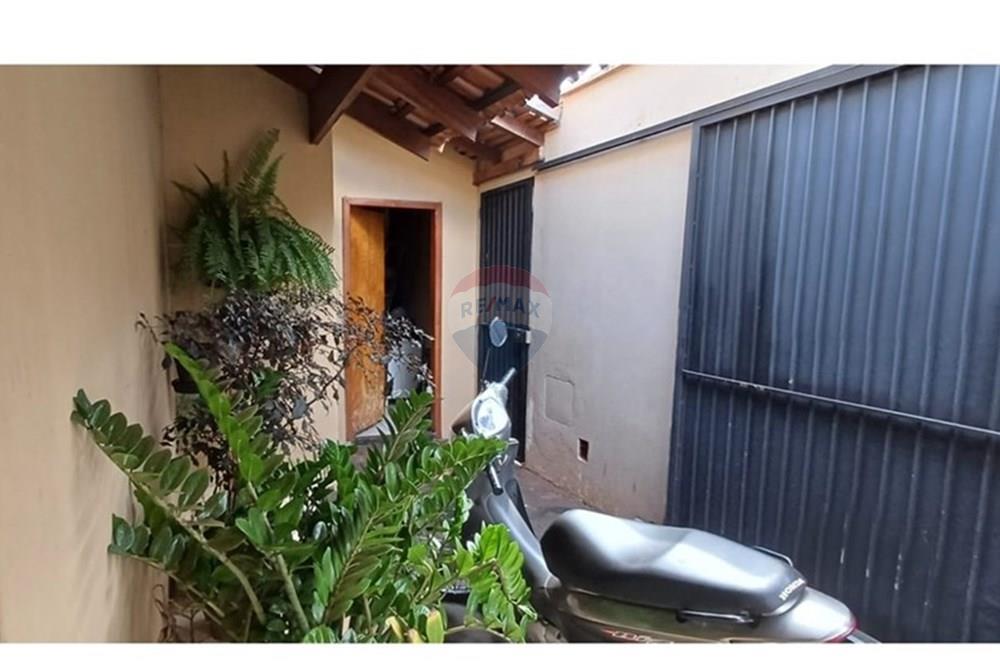 Casa - Venda - Ituiutaba , Minas Gerais - Imagem do WhatsApp de 2025-08-19 à(s) 10.39.05_3cd73803.jpg - 870771001-14