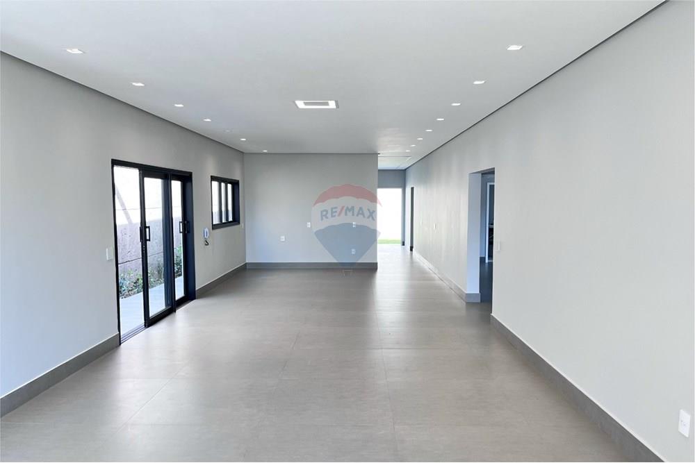 Casa - Venda - Capitólio , Minas Gerais - Imagem do WhatsApp de 2025-10-06 à(s) 11.49.08_85cc3211.jpg - 870731003-20