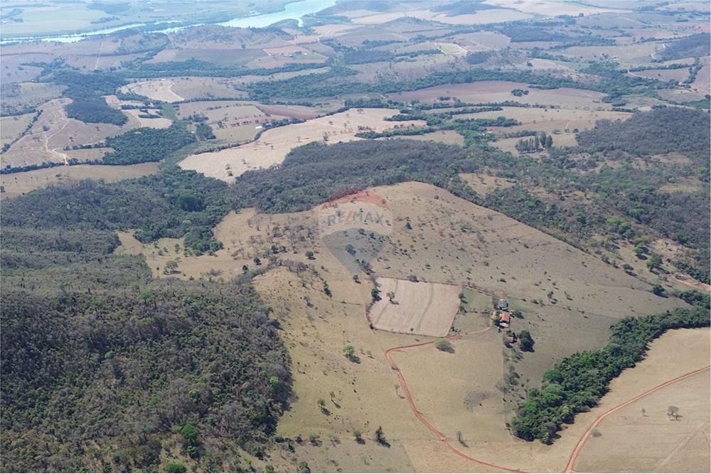 Fazenda - Venda - Passos , Minas Gerais - 19.jpg - 870731008-3