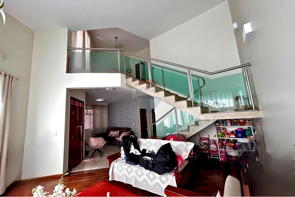 Sobrado - Venda - Uberlândia , Minas Gerais - 20250624_145126_0011.jpg - 870381035-1