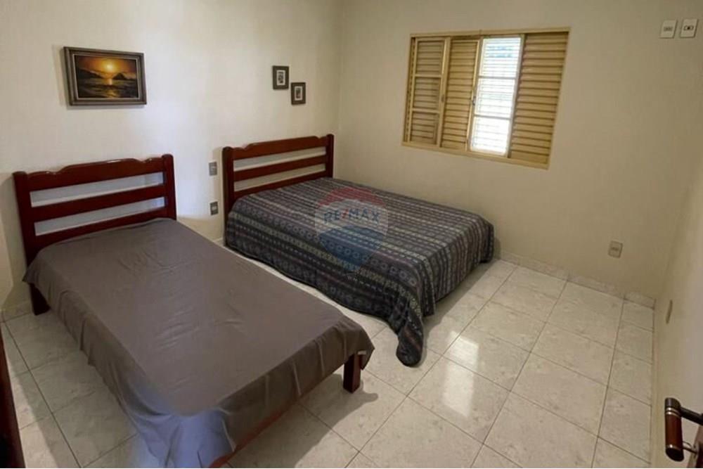 Casa - Venda - Passos , Minas Gerais - Imagem do WhatsApp de 2025-09-19 à(s) 18.12.40_98125548.jpg - 870731003-17